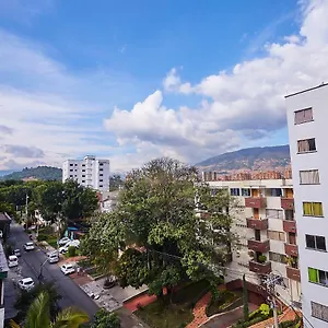 pass-laureles.colombiamedellinhotels.com/